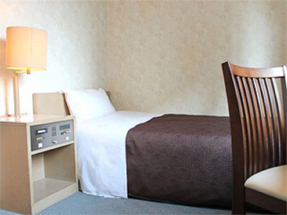 Hotel Livemax Budget Fuchu Buitenkant foto