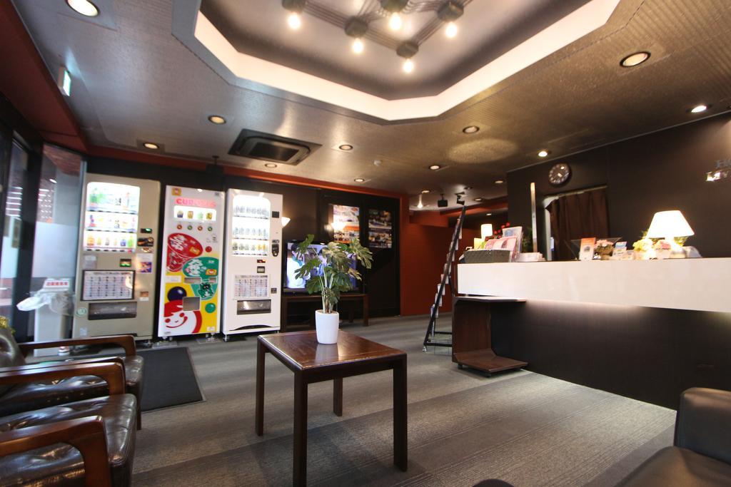 Hotel Livemax Budget Fuchu Buitenkant foto