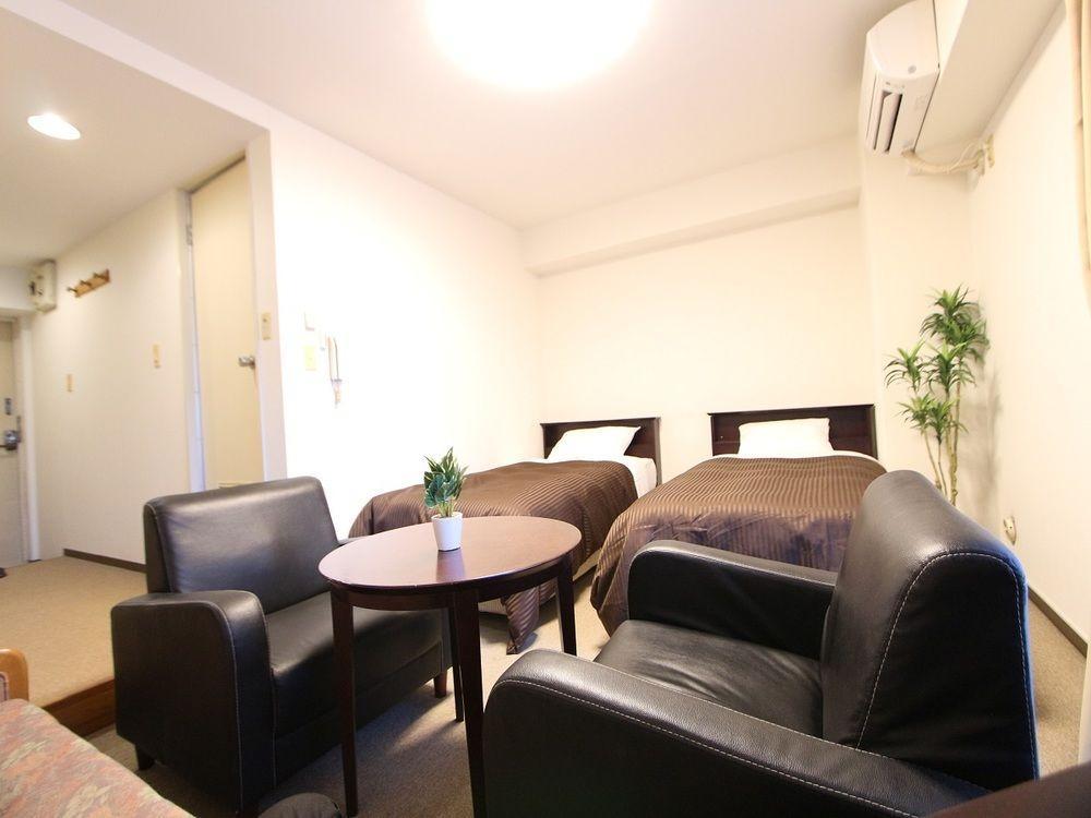 Hotel Livemax Budget Fuchu Buitenkant foto