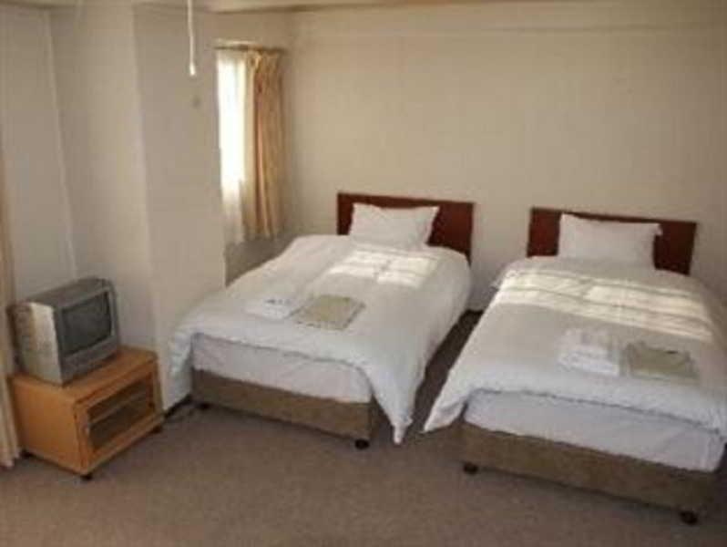 Hotel Livemax Budget Fuchu Buitenkant foto